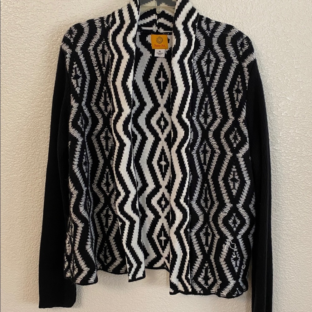 Ruby Rd. Black and White Geometric Cardigan